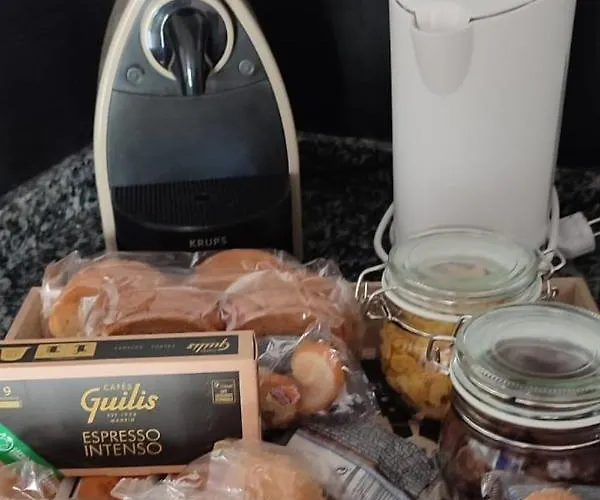 4 Y 3 Balcones - Centro إشبيلية